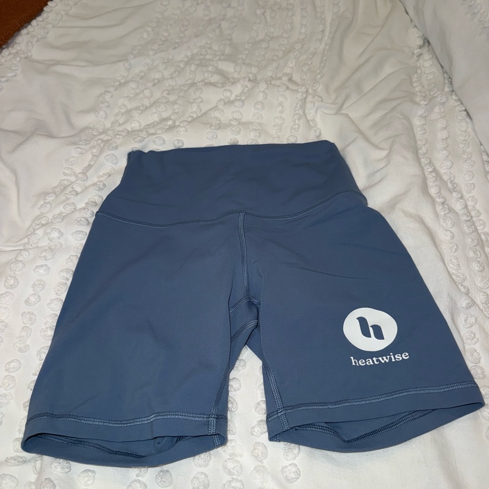 lululemon athletica Heatwise Women’s High-Rise Slate Blue Bike Shorts